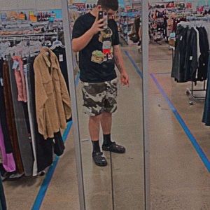 Meet your Posher, Elijah